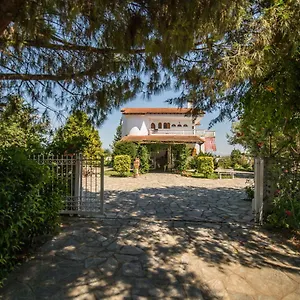 villa-ampelos-thessaloniki.hotels-of-thessaloniki.com/